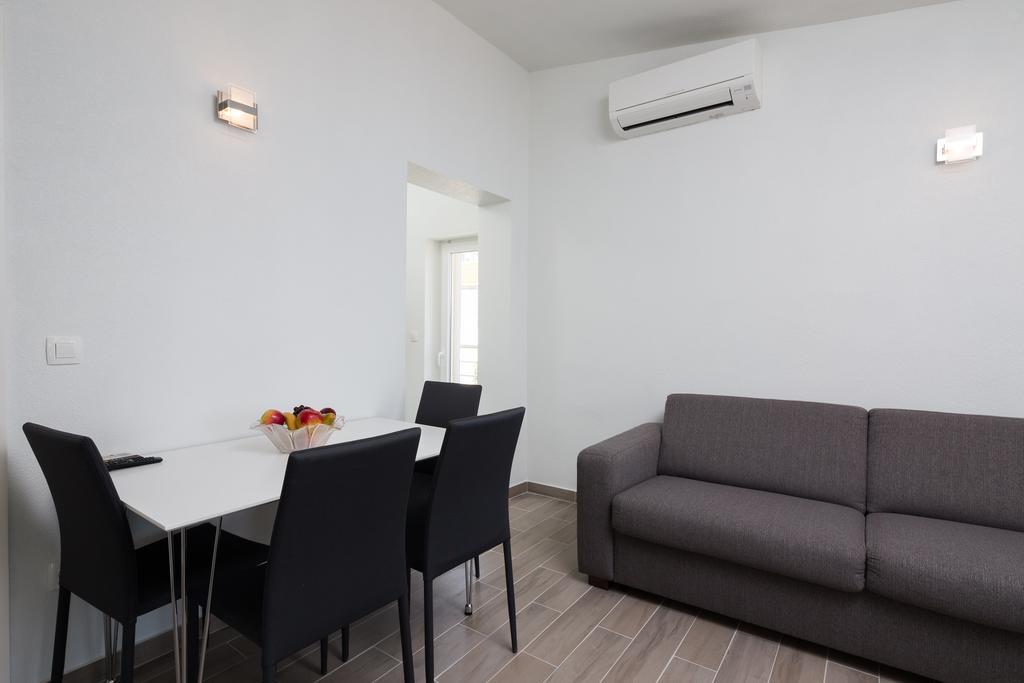 Apartments Panorama Lokva Rogoznica Bagian luar foto